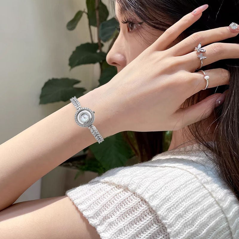 Brand Ladies Mermaid Niche Small Dial Designer Bracelet Watches Ladies Watches