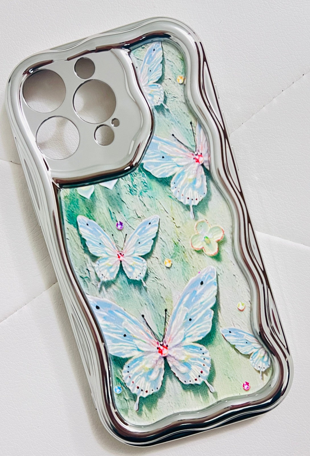 3D Butterfly Phone Case with Sparkling Rhinestones – Pastel Green or Pink